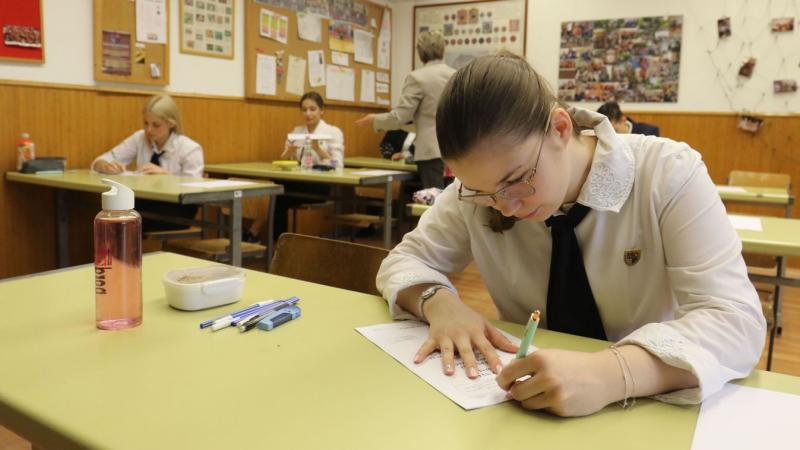 Hibátlanul teljesítetted a feladatokat? Ellenőrizd le a tudásodat! Képeken mutatjuk be a matematikai érettségi megoldásait.