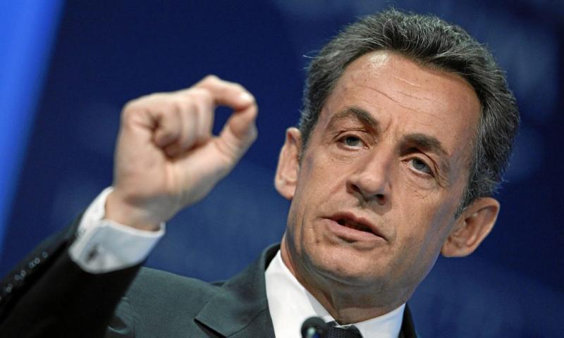 A korrupciós ügyek következtében Nicolas Sarkozyt megfosztották a Becsületrend kitüntetésétől.
