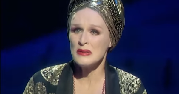 Világszerte szenzációt keltett a hír, miszerint Glenn Close is csatlakozik az új Éhezők viadala film stábjához!