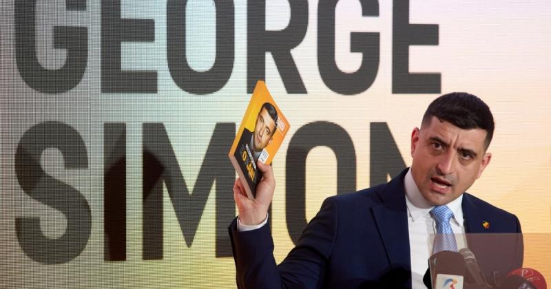 Kelemen Hunor felhívást intézett az erdélyi magyar közösséghez, arra kérve őket, hogy egyesüljenek George Simion megakadályozásában. A politikai vezető arra figyelmeztetett, hogy a közös fellépés elengedhetetlen a helyi érdekeink védelme érdekében.