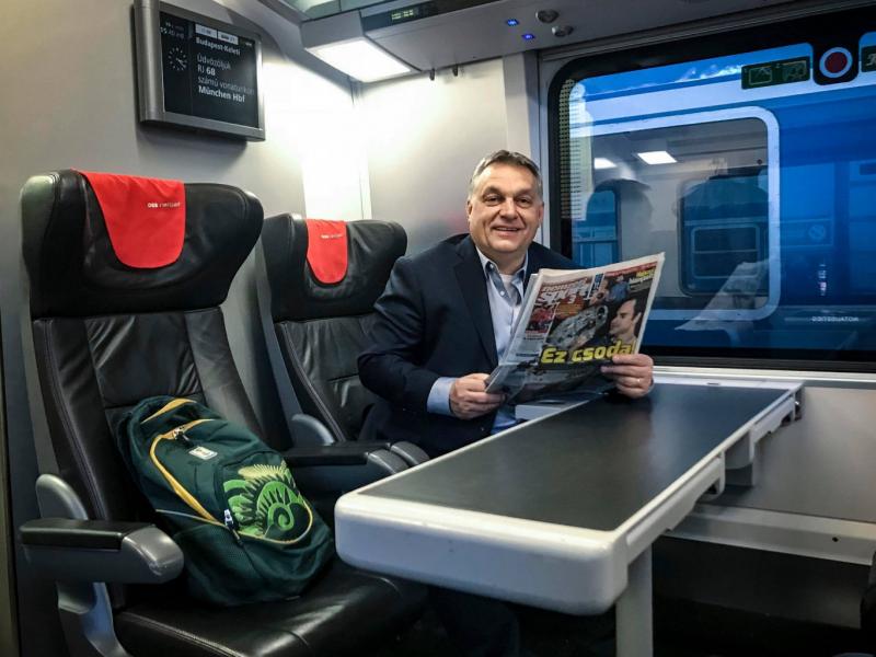 Bár az állami támogatás nem kímélte, Orbán Viktor kedvenc újságja mégis veszteségbe fordult.