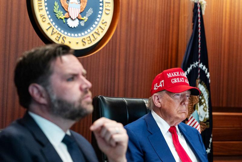 Trump, az iráni konfliktus ellenére, részt vesz a hágai NATO-csúcson.