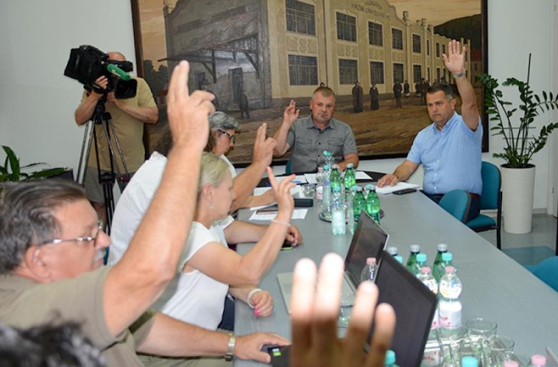 Az LKMNÖK egy izgalmas projekt, amely a zárszámadás, a költségvetés és a tájház fogalmainak összekapcsolásával új perspektívát kínál. A zárszámadás nem csupán a pénzügyi kimutatások végső összegzése, hanem egy lehetőség arra, hogy áttekintsük az eddig elé