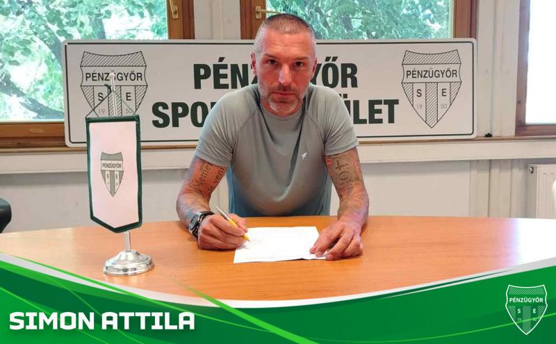 42 éves korában újra az NB III-ban folytatja pályafutását az élvonal korábbi gólkirálya.
