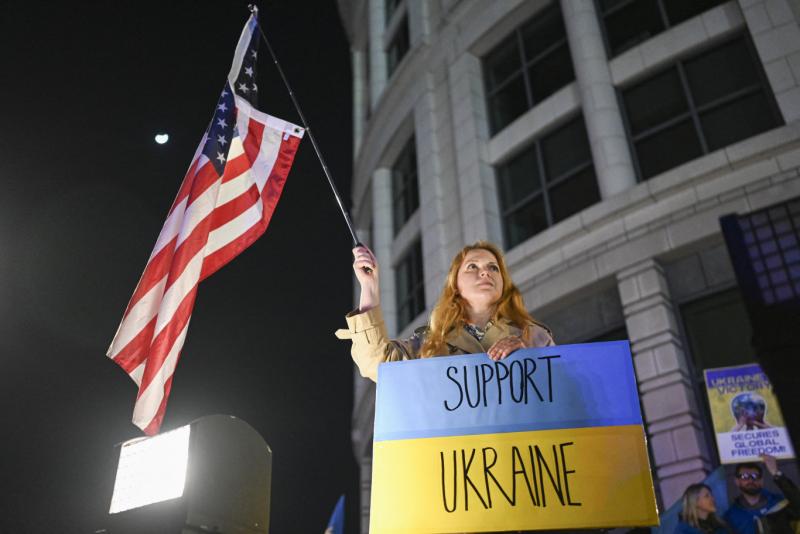 120 ezer ukrán állampolgár kényszerülhet arra, hogy elhagyja Amerikát, amennyiben nem hosszabbítják meg az ideiglenes tartózkodási engedélyüket.